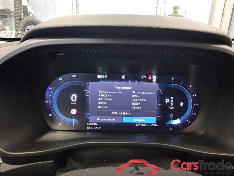 Volvo XC40 (2017->) DE - SUV5 B4 2WD EU6d, Ultra Dark (EURO 6d), (Facelift) 2023 - 2024 #6