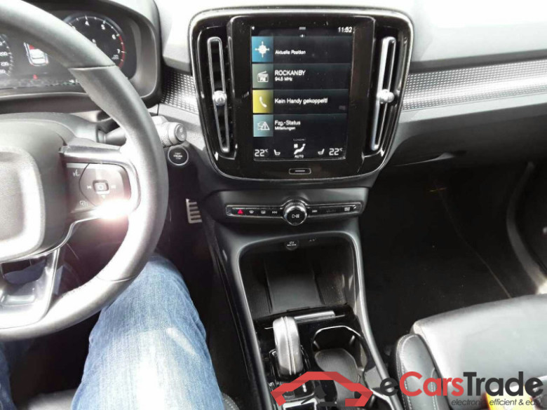 Volvo XC40 (2017->) DE - SUV5 B4 2WD EU6d, R-Design (EURO 6d), 2020 - 2022 #4