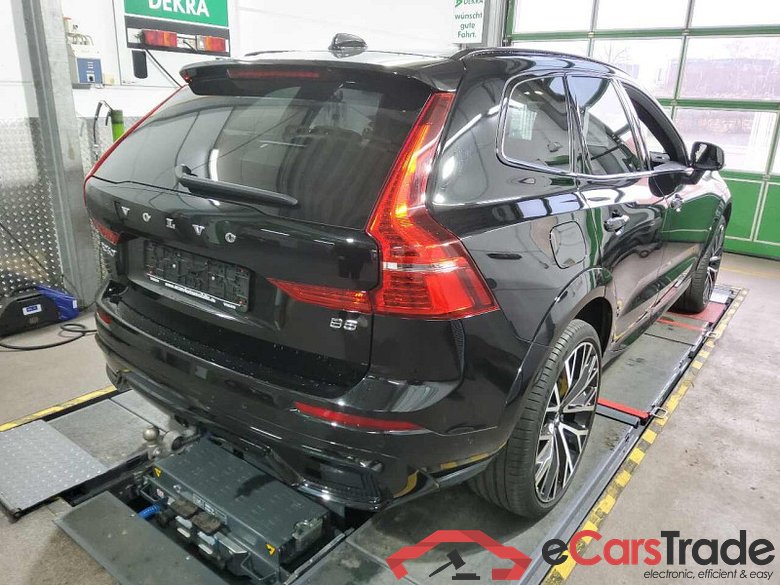 Volvo XC60 (03.2017->) DE - SUV5 B5 (Benzin) 2WD EU6d, R-Design Mild-Hybrid (EURO 6d), (Facelift) 2021 #3