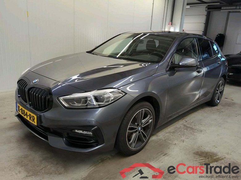 BMW 1-serie 118i High Exec #1
