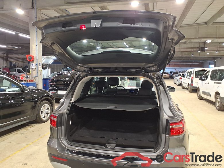 MERCEDES-BENZ GLB 2.0 GLB 180 D BUSINESS SOLUTION #3