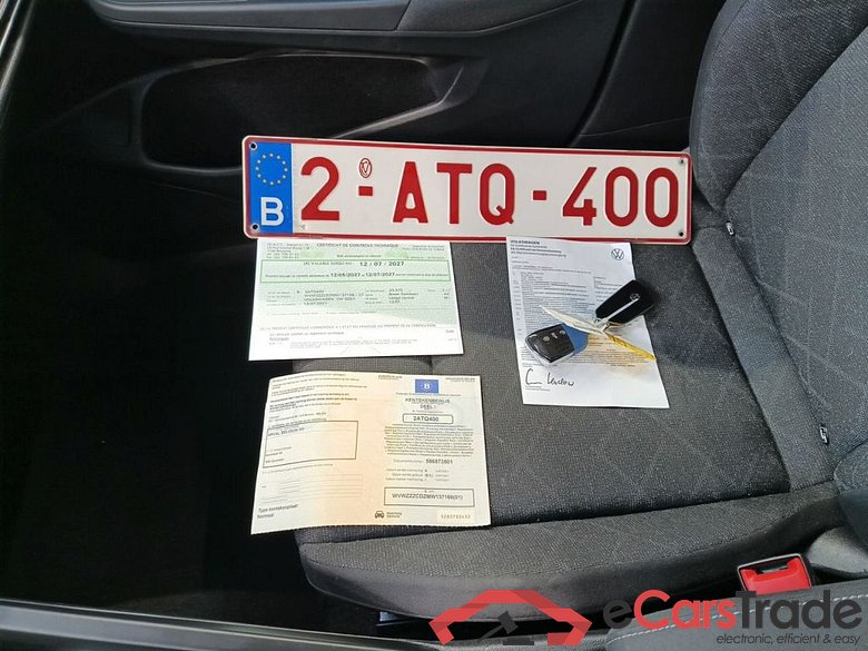 Volkswagen Golf VIII 2.0 TDI 85kW Life DSG 5d #4