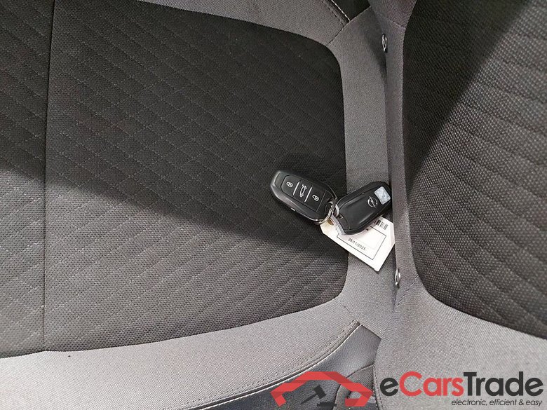 OPEL GRANDLAND X DIESEL - 2020 1.5 Turbo D 130 Elegance S&S 5d #4