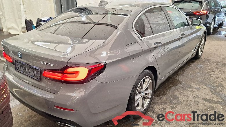 Baureihe 5 Lim. 530 e 2.0 215KW AT8 E6d #2