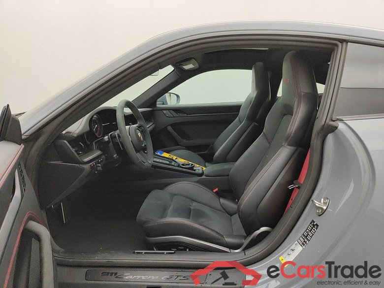 Porsche 911 Coupé Carrera GTS 2d #3