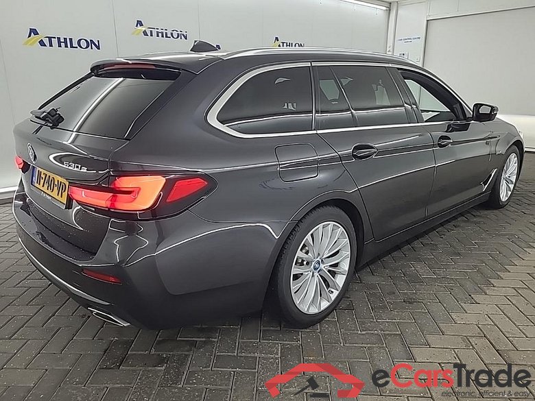 BMW 5-serie Touring 530e Business Edition Plus 5D 215kW #3