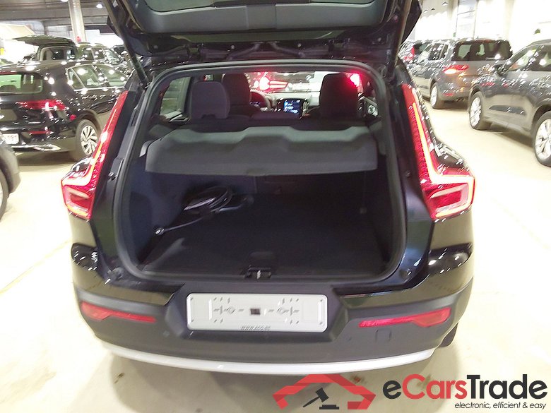 VOLVO XC40 1.5 T4 PHEV INSCRIPTION EXPR. DCT #3