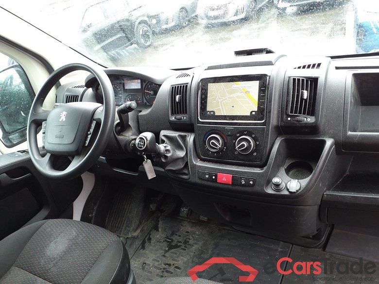 PEUGEOT Boxer 2.2 HDI 130 335 L2H2 3.5T 2.2 HDI 140 BVM + Nav + camera recul + grip control #4