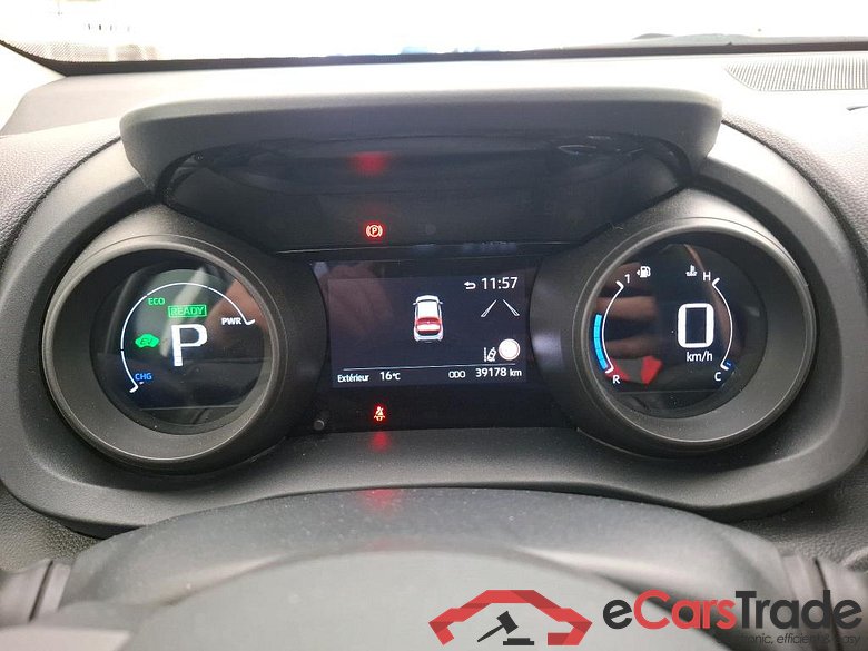 TOYOTA Yaris Cross Hybride / 2021 / 5P / SUV 1.5 HYBRID 116H DYNAMIC BUSINESS BEY AWD #6