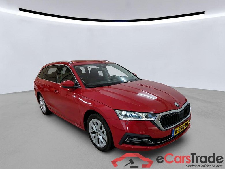 SKODA Octavia Combi 110 kW #5