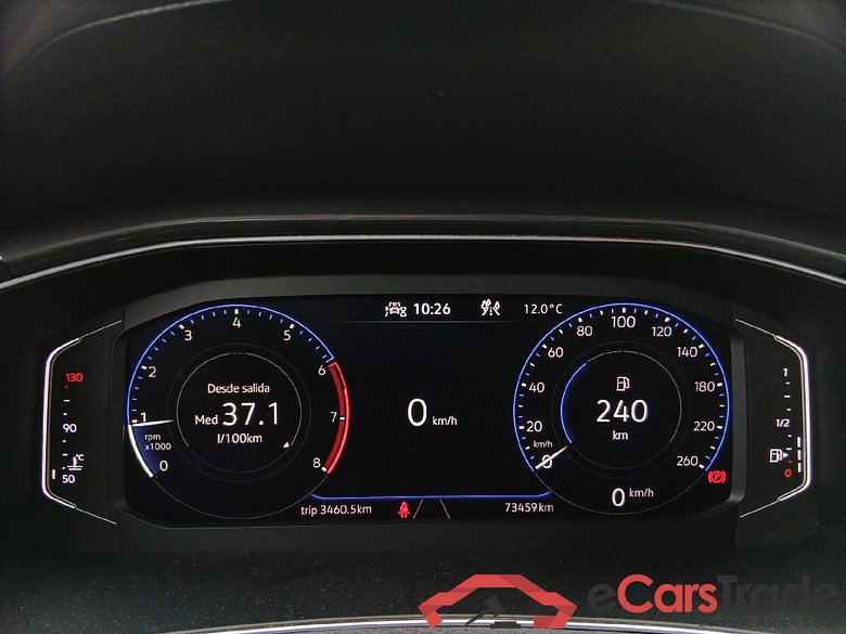 VOLKSWAGEN T-Roc / 2017 / 5P / todoterreno Sport 1.5 TSI 110kW (150CV) #4