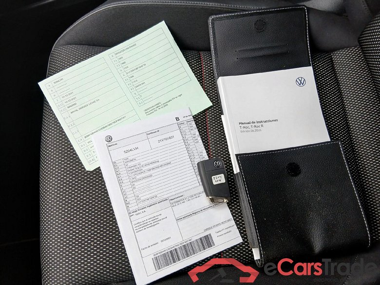 VOLKSWAGEN T-Roc / 2017 / 5P / todoterreno Sport 1.5 TSI 110kW (150CV) #5