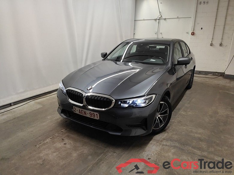 BMW 3 Reeks Berline 318dA (100 kW) 4d #1