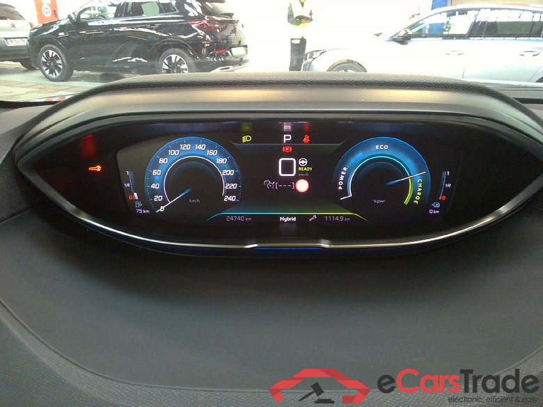 Peugeot 3008 GT Hybrid 225 Plug-in Hybrid (e-EAT8) 1.6L #4