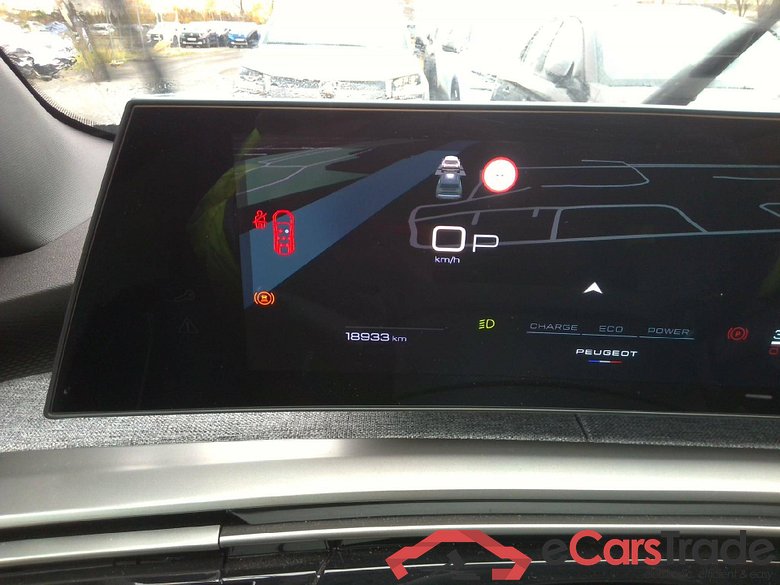 Peugeot 5008 Allure Hybrid 136 e-DCS6 (1.2L 3-cylinder) #4