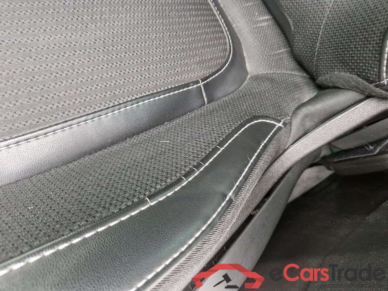 RENAULT MEGANE GRANDTOUR 1.3 TCE INTENS #6