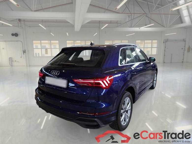AUDI Q3 / 2018 / 5P / SUV 45 TFSI E S TRONIC S LINE EDITION #2