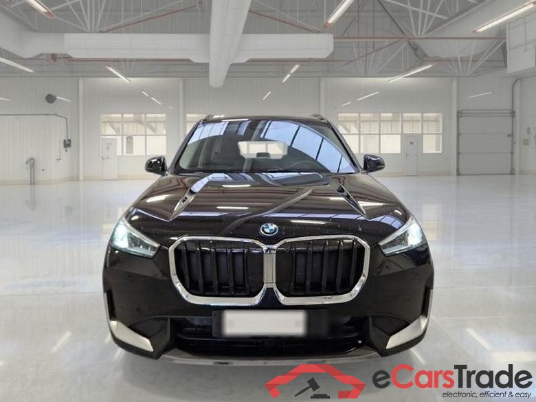 BMW X1 / 2022 / 5P / SUV XDRIVE 25E DCT #6
