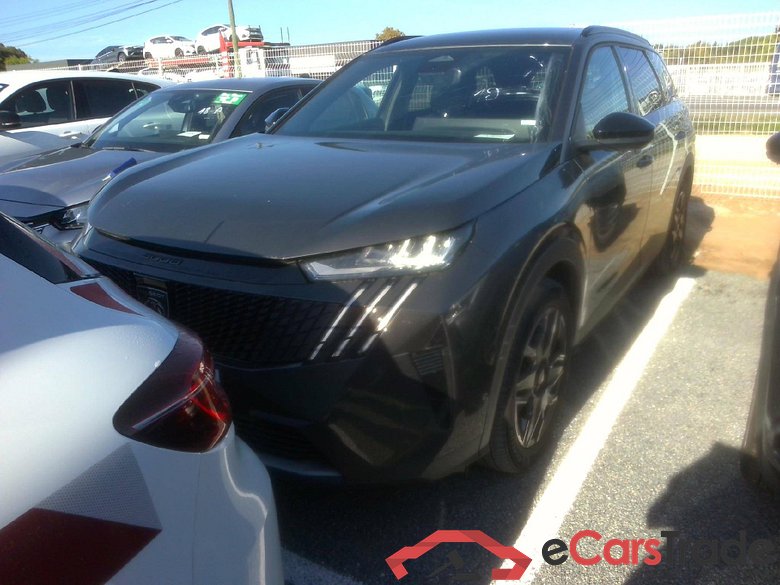 Peugeot 5008 Allure Hybrid 136 e-DCS6 (1.2L) #1