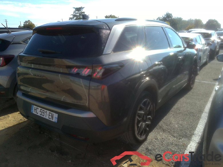 Peugeot 5008 Allure Hybrid 136 e-DCS6 (1.2L) #2