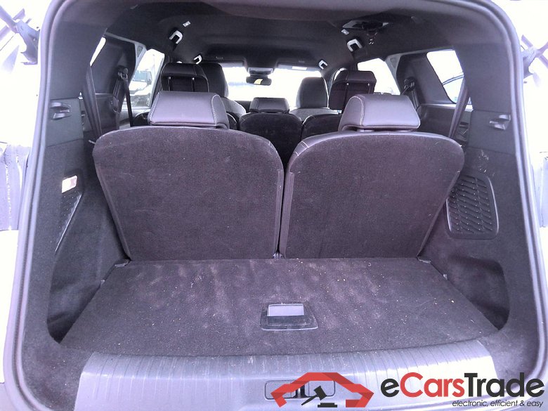Peugeot 5008 Allure Hybrid 136 e-DCS6 (1.2L) #6