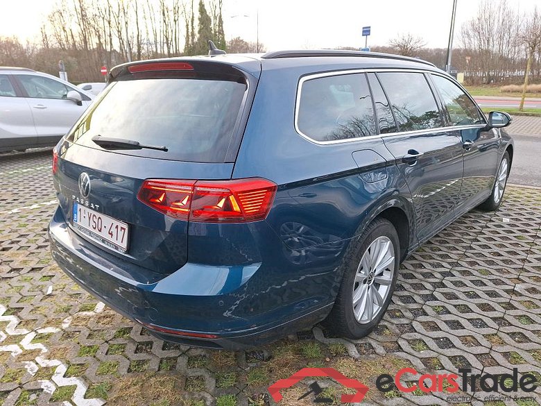 VOLKSWAGEN - VW  PASSAT VARIANT TDI SCR 150PK Style Business #2