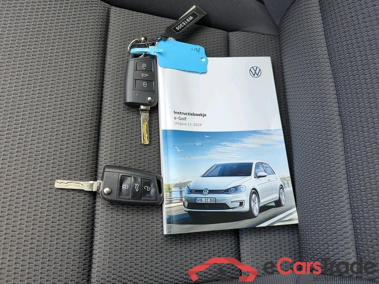 VOLKSWAGEN e-Golf 100 kW #6