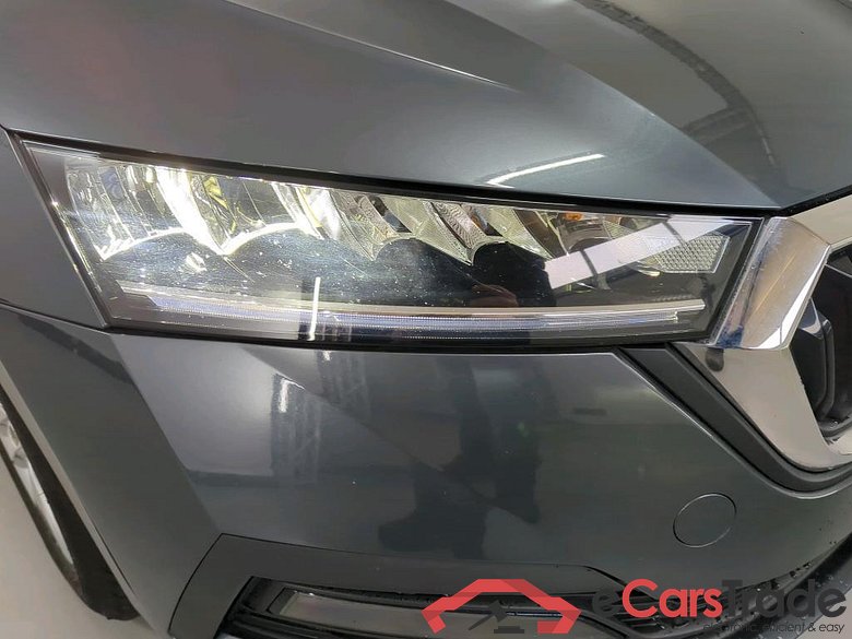 SKODA Octavia Combi 81 kW #4