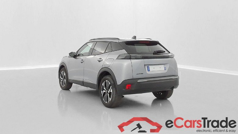 Peugeot 2008 Allure 1.2 PureTech 100ch #5