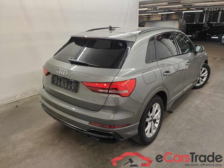 Audi Q3 35 TDI S tronic S line Business Edition 5d #2