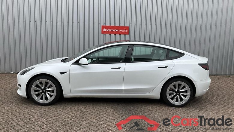 Tesla Model 3 55kWh ev standard range plus rwd 202kW aut #2