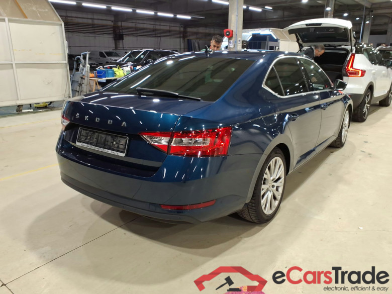 SKODA SUPERB 1.5 TSI ACT 110KW CLEVER+ #4