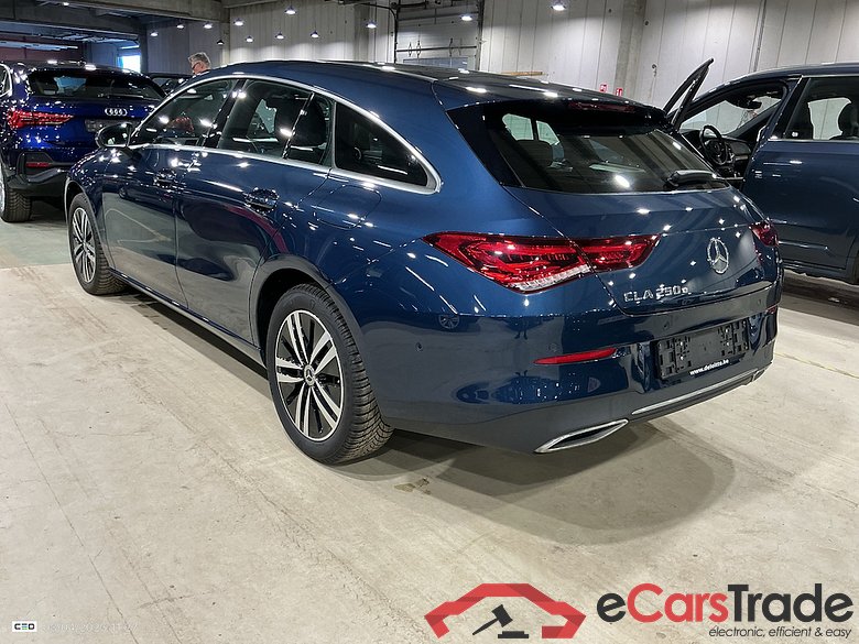 MERCEDES-BENZ CLA - Klasse 1.3 CLA 250 E BUSINESS SOLUTION DCT #3