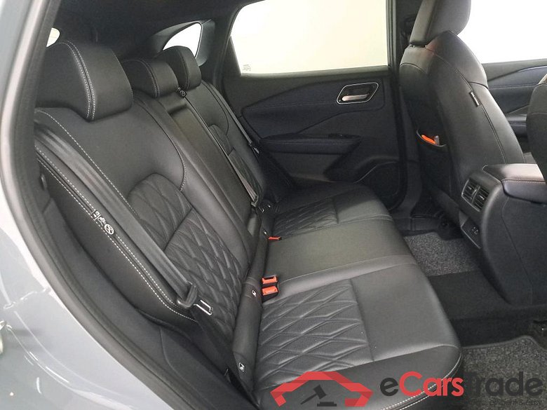 NISSAN QASHQAI 1.3 MHEV 116KW TEKNA+ XTRONIC AWD #6