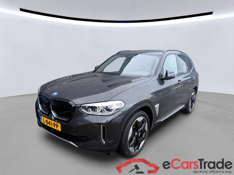 BMW iX3 210 kW #1