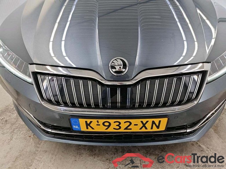 SKODA Superb Combi 1.4 TSI iV BnsEdPlus #4