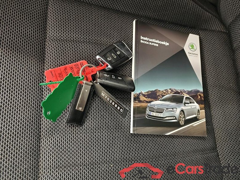 ŠKODA SUPERB COMBI 1.5 TSI ACT Business Edition Plus 5d #4