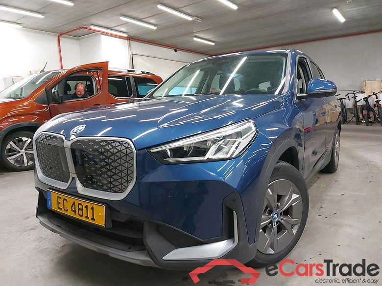 BMW - BMW IX1 xDrive30 313PK With Driving Assistant Plus Pack  * ELECTRIC *