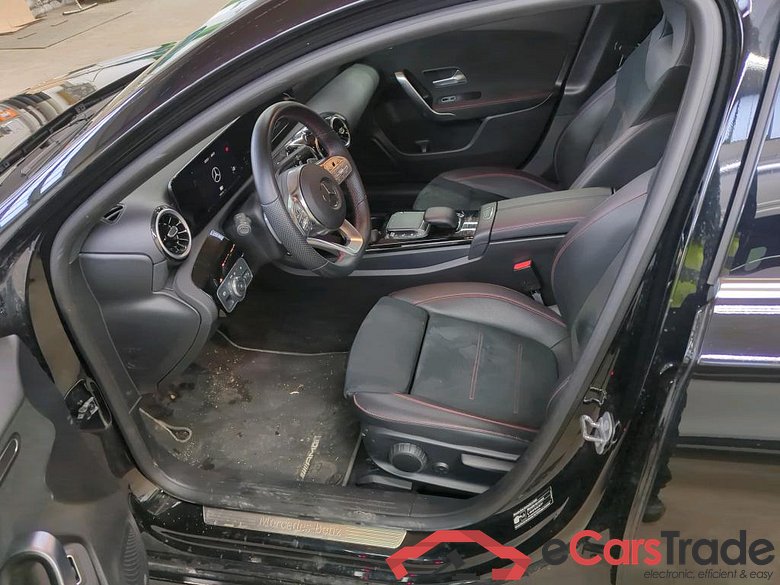 MERCEDES-BENZ A-Klasse A 250 e 8G-DCT AMG Line 5d 118kW #6