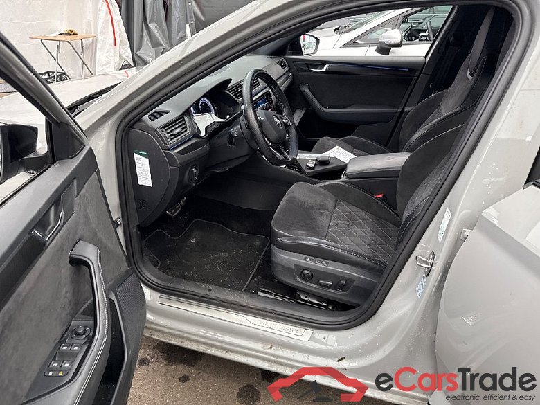 Superb Lim. SportLine 4x4 2.0 TDI 147KW AT7 E6d #4