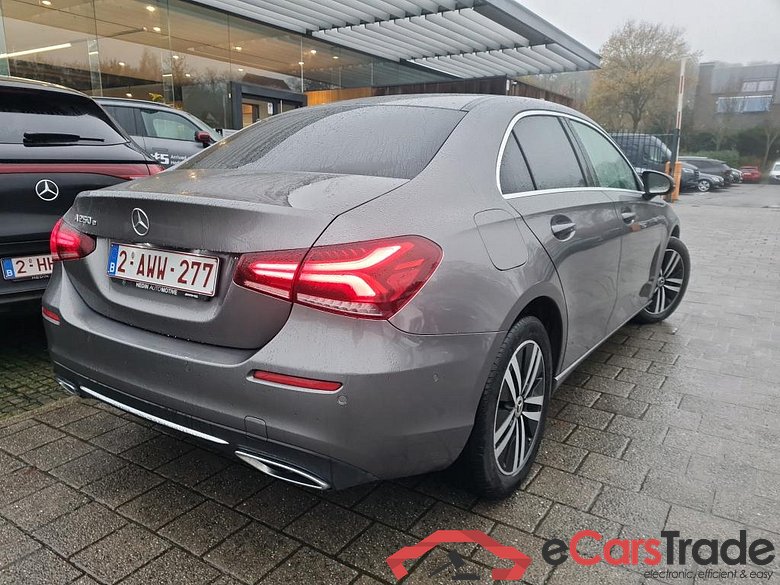 MERCEDES-BENZ A-CLASS LIMOUSINE 1.3 A 250 E BUSINESS SOLUTION DCT #4