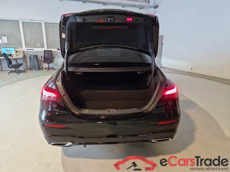 MERCEDES-BENZ CLASSE E / 2020 / 4P / BERLINA E300 DE 4MATIC EQ-POWER PREMIUM PLUS #5