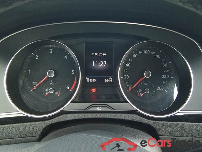 VOLKSWAGEN PASSAT / 2019 / 5P / STATION WAGON VAR. 2.0TDI SCR EVO 90KW BUSINESS DSG #4