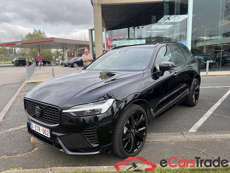 VOLVO XC60 2.0 T6 PHEV AWD Ultra Black Edition (257kW) #2
