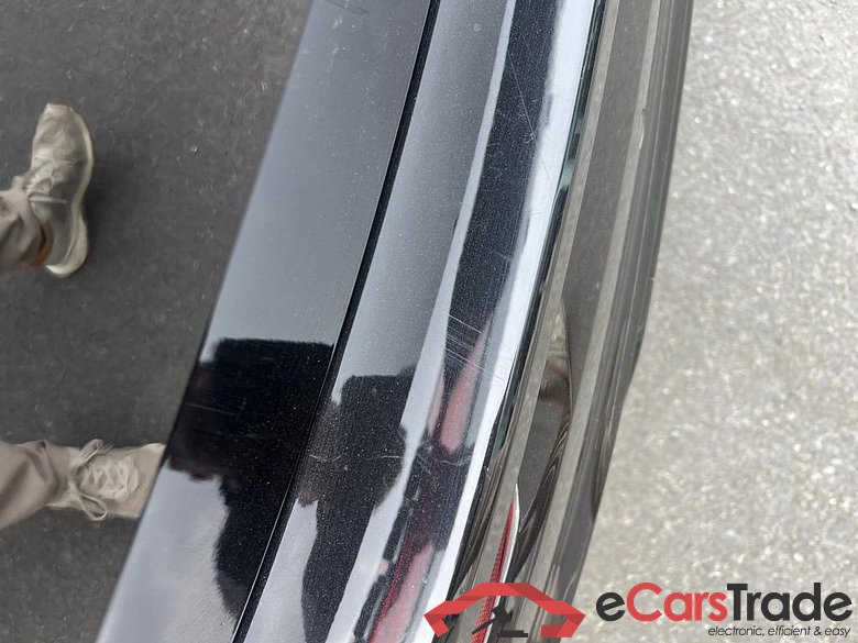 VOLVO XC60 2.0 T6 PHEV AWD Ultra Black Edition (257kW) #5