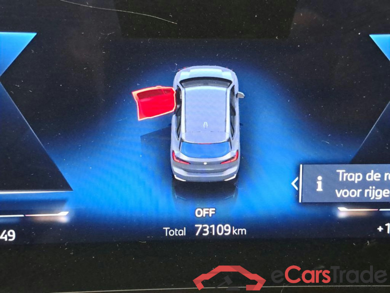 BMW - BMW 2 ACTIVE TOURER 218dA 136PK With Climatic & Navigation & Park Sensors Front & Rear #5