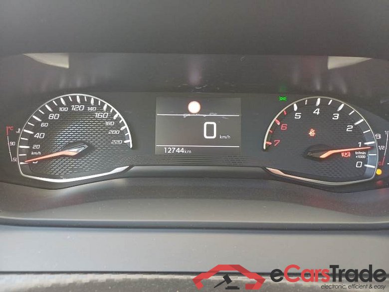 PEUGEOT 208 / 2023 / 5P / BERLINA ACTIVE PURETECH 75 S/S #4