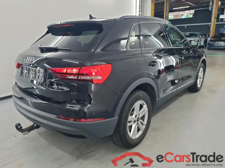 AUDI Q3 1.4 45 TFSI E S TRONIC #4
