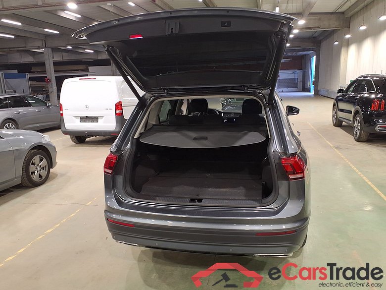 VOLKSWAGEN TIGUAN ALLSPACE 1.5 TSI ACT Comfortline OPF DSG #3