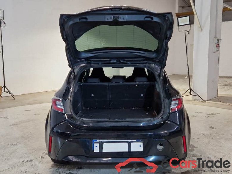 TOYOTA COROLLA / 2019 / 5P / BERLINA 1.8 HYBRID BUSINESS #5